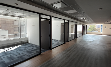 Oficina en Arriendo en Edificio Palladio /Metro Pedro de Valdivia