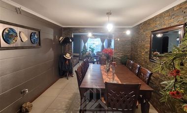Casa en Venta en ESTADIO ANFA COLEGIO ALTA CUMBRE