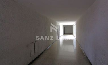 CELAYA CENTRO: Edificio céntrico en una de las mejores esquinas de la ciudad.