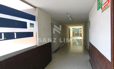 CELAYA CENTRO: Edificio céntrico en una de las mejores esquinas de la ciudad.