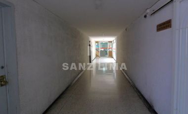 CELAYA CENTRO: Edificio céntrico en una de las mejores esquinas de la ciudad.