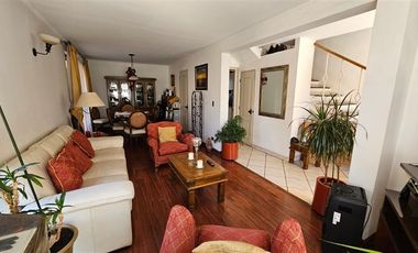 Casa en Venta en Tobalaba, Jacinto Chacón