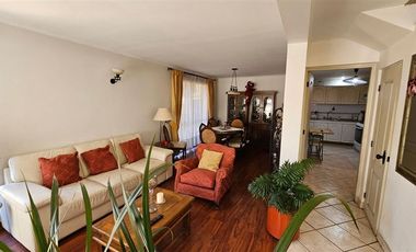 Casa en Venta en Tobalaba, Jacinto Chacón