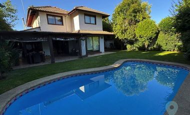 Casa en Venta en Jardin de la Foresta, Peñalolén