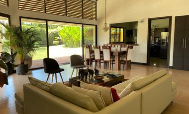 CASA EN VENTA EN EL CAIMO/ARMENIA