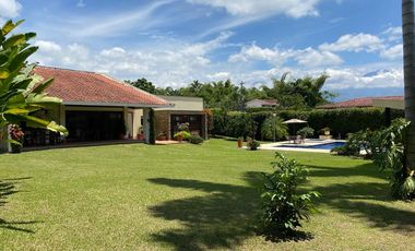 CASA EN VENTA EN EL CAIMO/ARMENIA