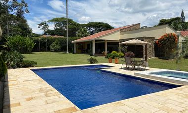 CASA EN VENTA EN EL CAIMO/ARMENIA