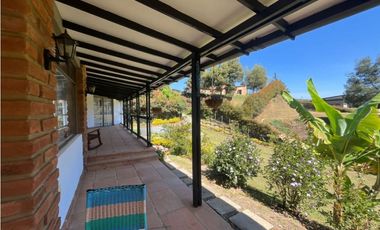 Casa para Arriendo Amoblado en Envigado Alto de Palmas