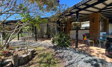 Casa para Arriendo Amoblado en Envigado Alto de Palmas