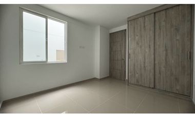 Casa de dos pisos más terraza en venta Barrio Las Mercedes Palmira