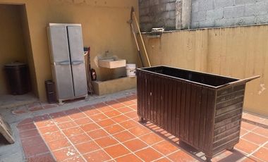 VENTA DE OFICINA 348 m2 C, 338 m2 T COL. MARIA LUISA
