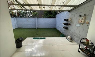 CASA EN VENTA LOMA DE LOS GONZALEZ MEDELLN