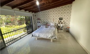 CASA EN VENTA LOMA DE LOS GONZALEZ MEDELLN