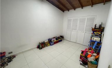 CASA EN VENTA LOMA DE LOS GONZALEZ MEDELLN