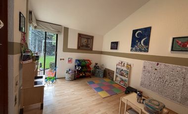 Amplia casa en calle cerrada San Buenaventura Tlalpan