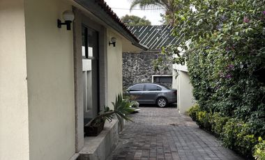 Amplia casa en calle cerrada San Buenaventura Tlalpan