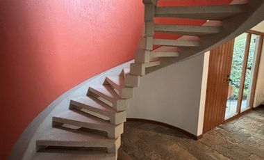 Amplia casa en calle cerrada San Buenaventura Tlalpan