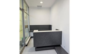 LOCALES EN COSTA DEL ESTE PLANTA BAJA CON ESTACIONAMIENTO ABIERTO cv
