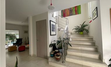 Venta Casa en Reserva de Versalles (JS)