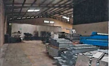 En  Venta Bodega en Colón