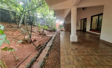 Venta casa en Residencial Llanos de Curundú (PD)