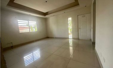 VENTA DE CASA EN RESIDENCIAL LAS ARBOLEDAS (OF)