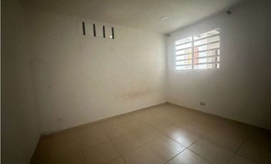 VENTA DE CASA EN RESIDENCIAL LAS ARBOLEDAS (OF)