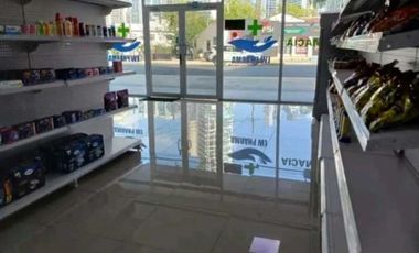 LOCAL COMERCIAL EN LA CRESTA  PLAZA SIGNATURE PLANTA BAJA 1B 170M2