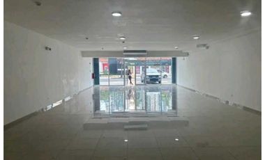 LOCAL COMERCIAL EN LA CRESTA  PLAZA SIGNATURE PLANTA BAJA 1B 170M2