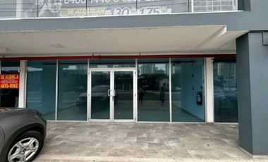 LOCAL COMERCIAL EN LA CRESTA  PLAZA SIGNATURE PLANTA BAJA 1B 170M2
