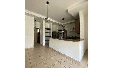 Venta y alquiler: Casa en Hacienda Pacífica, San Carlos