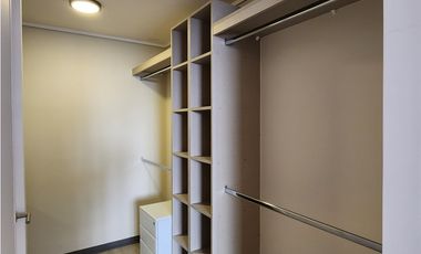 ARRIENDO METRO TOESCA / EJERCITO / CLAUDIO GAY