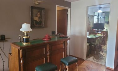 EXCELENTE DEPARTAMENTO 4 AMB CON COCHERA , AV. SANTA FE 2000 MARTINEZ