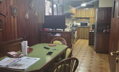 EXCELENTE DEPARTAMENTO 4 AMB CON COCHERA , AV. SANTA FE 2000 MARTINEZ