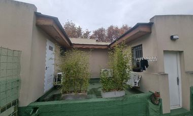 Casa en venta en Lanus Oeste