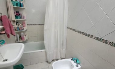 Departamento Tipo Casa en venta en Lanus Oeste