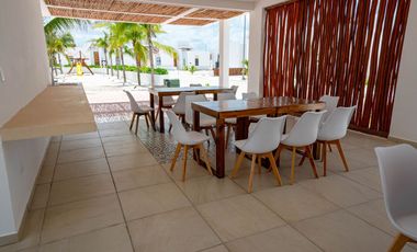 Casa en venta en privada con amenidades en Chelem, Progreso