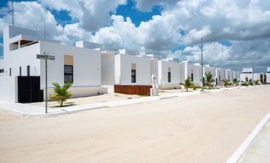 Casa en venta en privada con amenidades en Chelem, Progreso