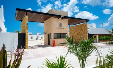 Casa en venta en privada con amenidades en Chelem, Progreso
