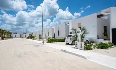 Casa en venta en privada con amenidades en Chelem, Progreso