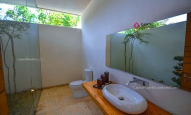 Casa de Lujo en Venta en Bosque de Los Lagos Zona Andares