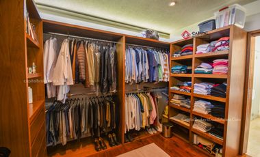 Casa de Lujo en Venta en Bosque de Los Lagos Zona Andares