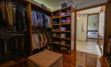 Casa de Lujo en Venta en Bosque de Los Lagos Zona Andares