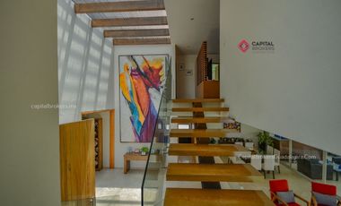 Casa de Lujo en Venta en Bosque de Los Lagos Zona Andares