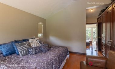 Casa de Lujo con Alberca en el Palomar en Venta Zona sur