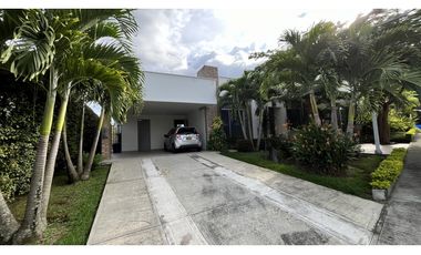 VENTA DE CASA CAMPESTRE EN ARMENIA, QUINDO, COLOMBIA