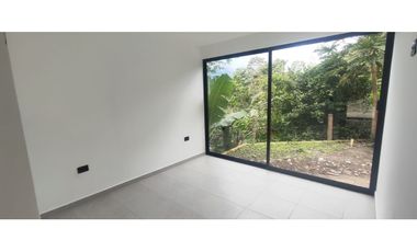 Venta de casalote de 570 M2 en 295 mill en La Mesa Cund