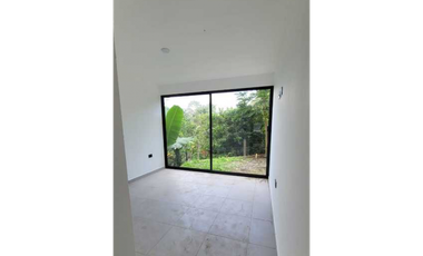 Venta de casalote de 570 M2 en 295 mill en La Mesa Cund
