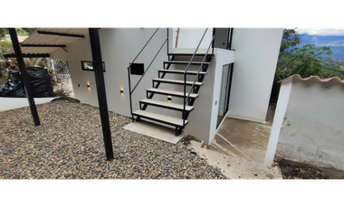 Venta de casalote de 570 M2 en 295 mill en La Mesa Cund