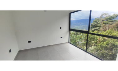 Venta de casalote de 570 M2 en 295 mill en La Mesa Cund